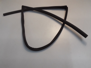 MG, MG 5 I (2020–2026) Front door rubber seal 10243669 - 2