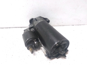 Volkswagen Passat B5 (1997–2005) Starter 068911024 - 2