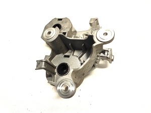 Mercedes Benz EQE V295 (2022–2026) A/C compressor bracket A2978306502 - 3