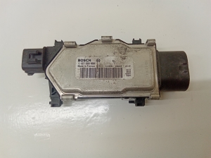 Mercedes Benz CLA-Class W117 (2013–2019) Lüfterrelais 1137328656