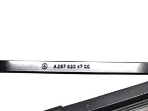 Mercedes Benz EQE V295 (2022–2026) Esiklaasi puhasti hoob A2978204700 - 4