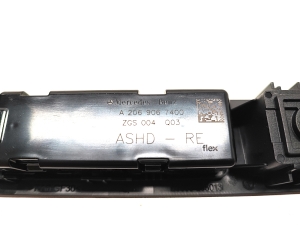 Mercedes Benz EQE V295 (2022–2026) Rear interior lighting panel A2069067400 - 3
