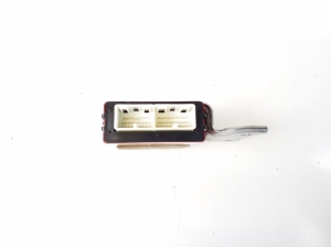 LEXUS GS (2005–2011) Rear side door control unit 8922430110 - 2