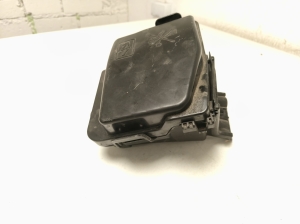 RENAULT Clio IV (2012–2019) Boîtier de boîte à fusibles sous le capot 243804185R - 7