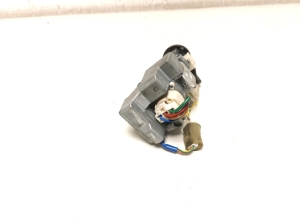 NISSAN Qashqai+2 (2007–2013) Ignition switch - 2