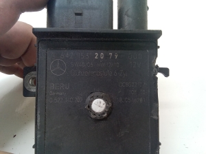 Mercedes Benz ML-Class 164 (2005–2011) Glow plug relay A6421532079 - 2