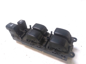 TOYOTA Avensis Verso M2 (2001–2009) Esiukse klaaslüliti 8404044030 - 4