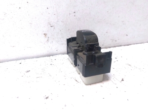 Schalter el. Fensterheber hinten - 8403044020