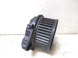 AUDI A4 B7 (2004–2008) Salongi puhuri mootor 8363199 - 4