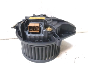Heater blower motor - 8363199
