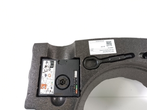 Volkswagen T-Roc (2017–2026) Trunk tool tray and its parts 2GA012115 - 4