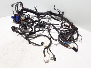 RENAULT Scenic (2016–2026) Armatuurlaua juhtmestik 240136560R - 4