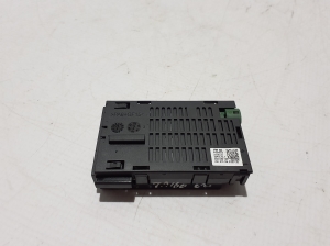 Volkswagen Taigo CS1 (2020–2026) USB-Anschluss 2G5035736 - 3