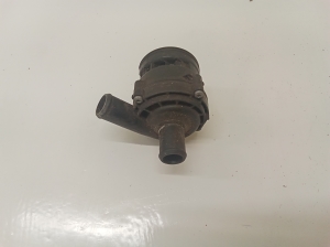 Auxiliary water pump - A2118350364