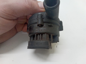 Mercedes Benz ML-Class 164 (2005–2011) Auxiliary water pump A2118350364 - 3