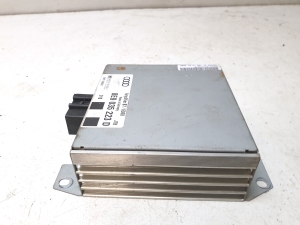 AUDI A4 B7 (2004–2008) Audioverstärker 8E9035223D - 3