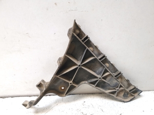 Rear bumper bracket - 8E9807453