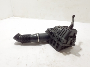 Volkswagen Taigo CS1 (2020–2026) Luftfiltergehäuse 2Q0129601T - 3