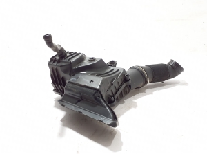 Volkswagen Taigo CS1 (2020–2026) Luftfiltergehäuse 2Q0129601T - 5
