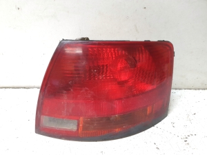 Rear corner light - 8E9945096E