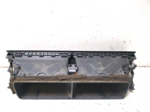 AUDI A4 B7 (2004–2008) Dashboard air vent grilles 8E0820951H - 3