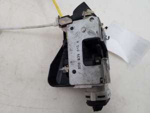 AUDI A4 B5 (1994–2001) Tailgate lock 8D0839015A - 3