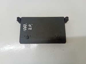 Mercedes Benz C-Class 203 (2000–2007) Front door control unit 2038201485 - 2