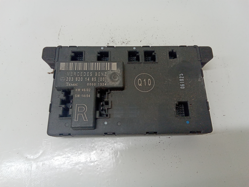 Mercedes Benz C-Class 203 (2000–2007) Front door control unit 2038201485 Mercedes Benz C-Class 203 (2000–2007) Front door control unit 2038201485