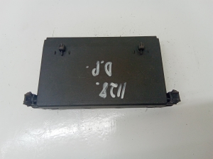 Mercedes Benz C-Class 203 (2000–2007) Esiukse juhtplokk 2038201285 - 3