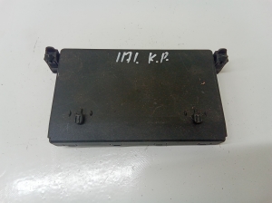 Mercedes Benz C-Class 203 (2000–2007) Front door control unit 2038201385 - 2