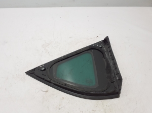 RENAULT Scenic (2016–2026) Tagumine küljeklaas (kere) 833074498R - 3