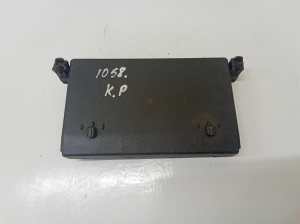 Mercedes Benz C-Class 203 (2000–2007) Front door control unit 2038201385 - 3