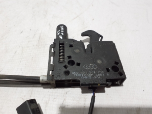 Volkswagen Taigo CS1 (2020–2026) Hood latch 8S0823509 - 2