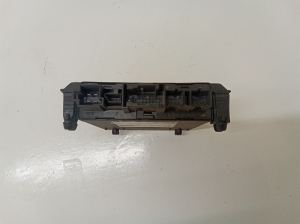 Mercedes Benz C-Class 203 (2000–2007) Front door control unit 2038202285 - 2