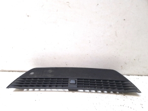 AUDI A4 B7 (2004–2008) Dashboard air vent grilles 8E0819635 - 2