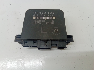 Front door control unit - 2038202185