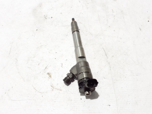 RENAULT Scenic (2016–2026) Kütusepihusti 0445110895 - 2