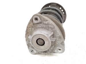 Infiniti Q30 (2015–2018) Front shock absorber A0913204013 - 3