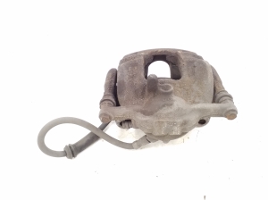 Infiniti Q30 (2015–2018) Front brake caliper 411125DA0A - 2