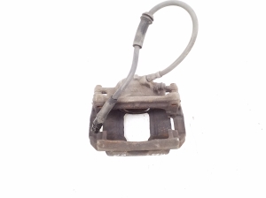 Infiniti Q30 (2015–2018) Front brake caliper 411115DA0A - 3