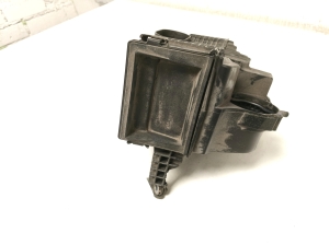 RENAULT Clio IV (2012–2019) Luftfiltergehäuse 165001258R - 2