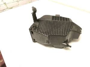 RENAULT Clio IV (2012–2019) Luftfiltergehäuse 165001258R - 3
