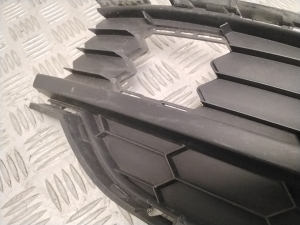 Skoda Karoq (2017–2026) Front bumper lower grille 57A807368 - 3