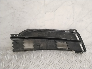 Skoda Karoq (2017–2026) Front bumper lower grille 57A807368 - 5