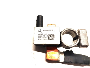 Mercedes Benz EQE V295 (2022–2026) Miinuskaabel A0009057516 - 2