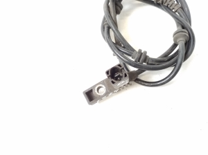 Infiniti Q30 (2015–2018) Front brake pad sensor A2465408213 - 2