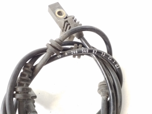 Infiniti Q30 (2015–2018) Front brake pad sensor A2465408213 - 3