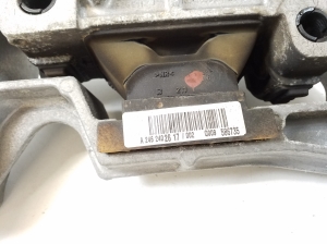 Infiniti Q30 (2015–2018) Engine mount A2462402617 - 3