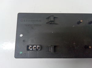 Mercedes Benz E-Class W210 (1995–2002) Sonstiges Motorteil 2108000078 - 4