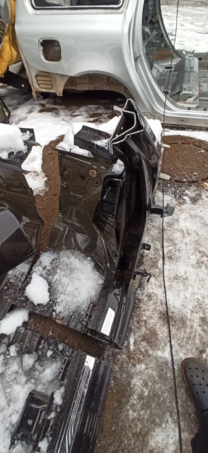   Front outrigger  - 3Q0805116D 
